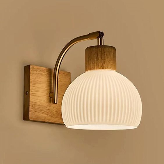 Wall sconce