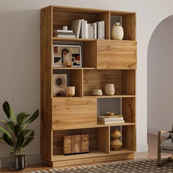 Bookcase / cabinet