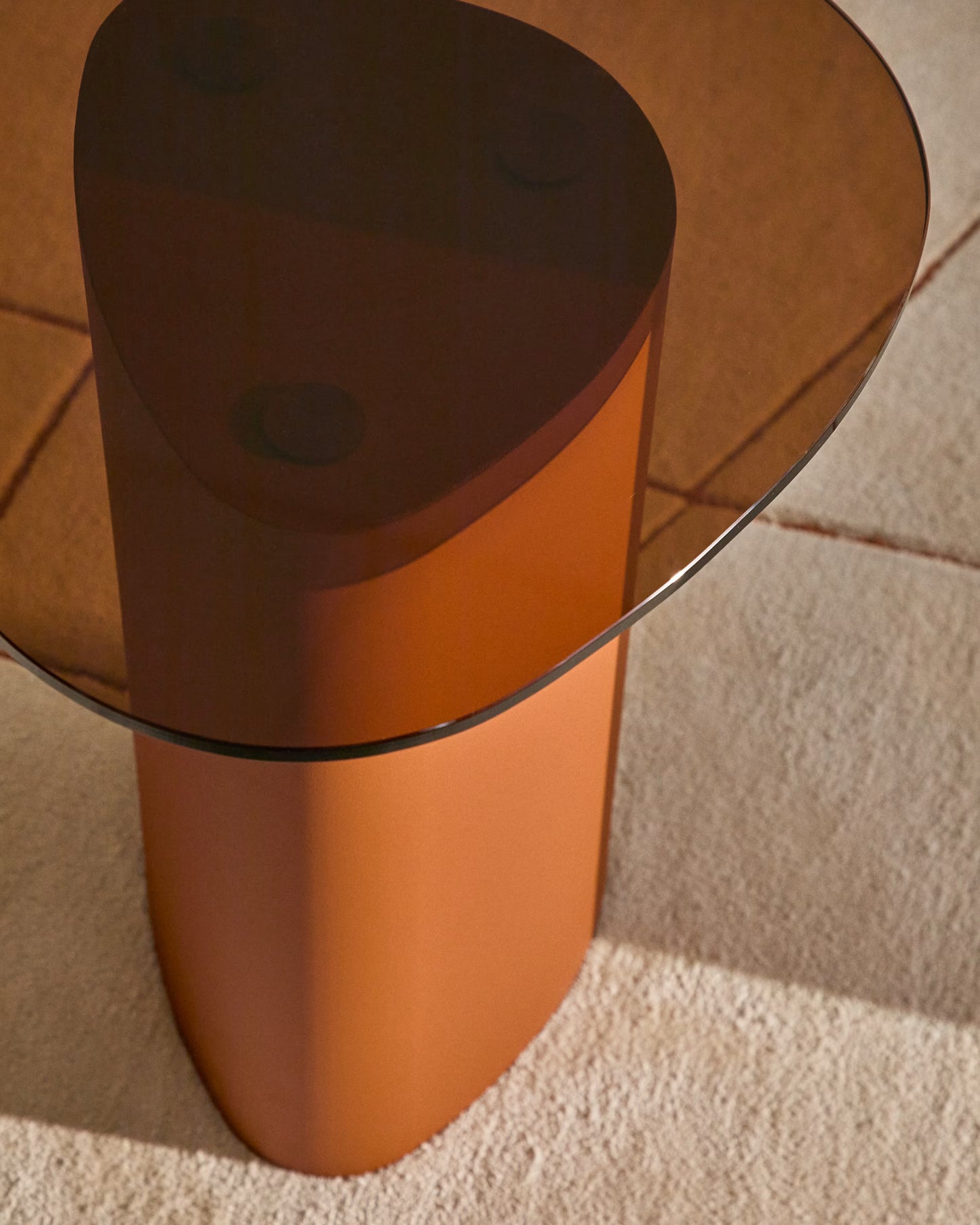 Modern Amber Glass Side Table with Sculptural Pedestal Base – Terracotta