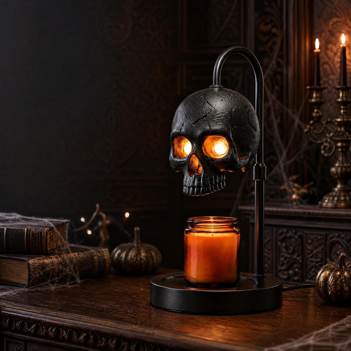 Vanta Skull Lamp